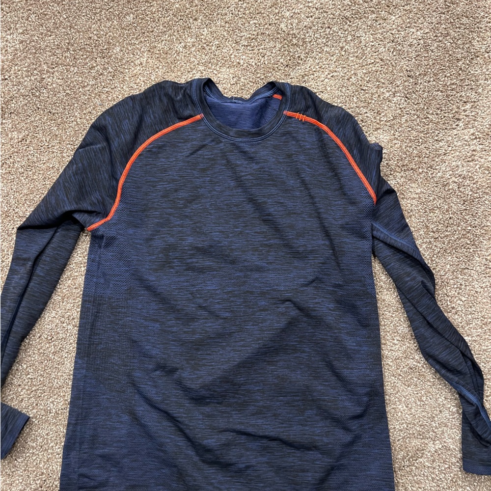 Lululemon men’s shirt